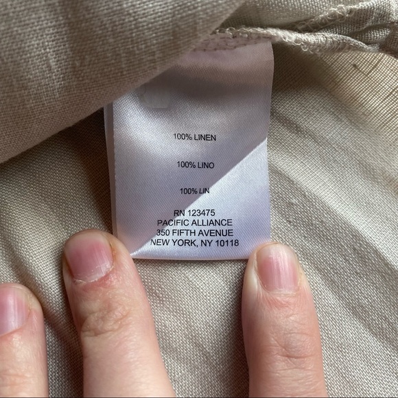 Ellen Tracy Sleeveless Blouse - Picture 4 of 10